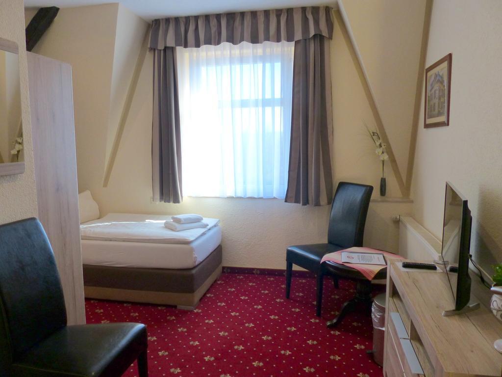 Hotel Friedchen Mit Eigener Fleischerei Artern المظهر الخارجي الصورة