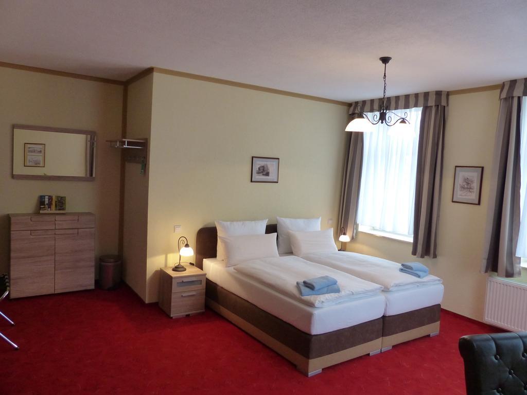 Hotel Friedchen Mit Eigener Fleischerei Artern المظهر الخارجي الصورة