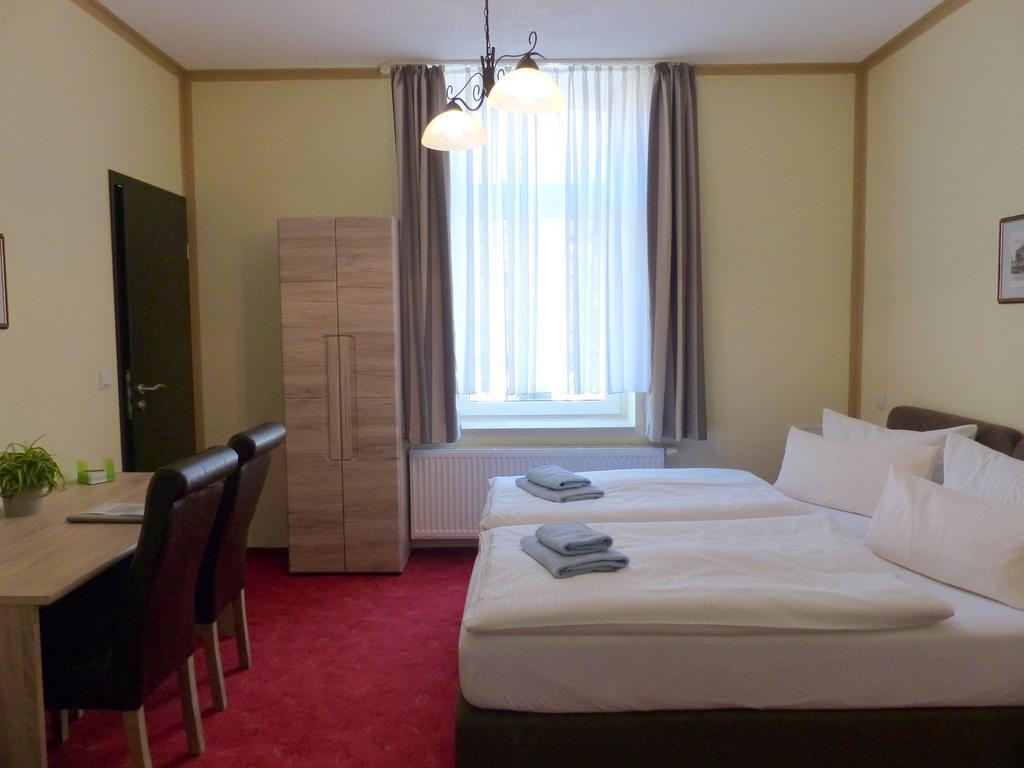 Hotel Friedchen Mit Eigener Fleischerei Artern المظهر الخارجي الصورة
